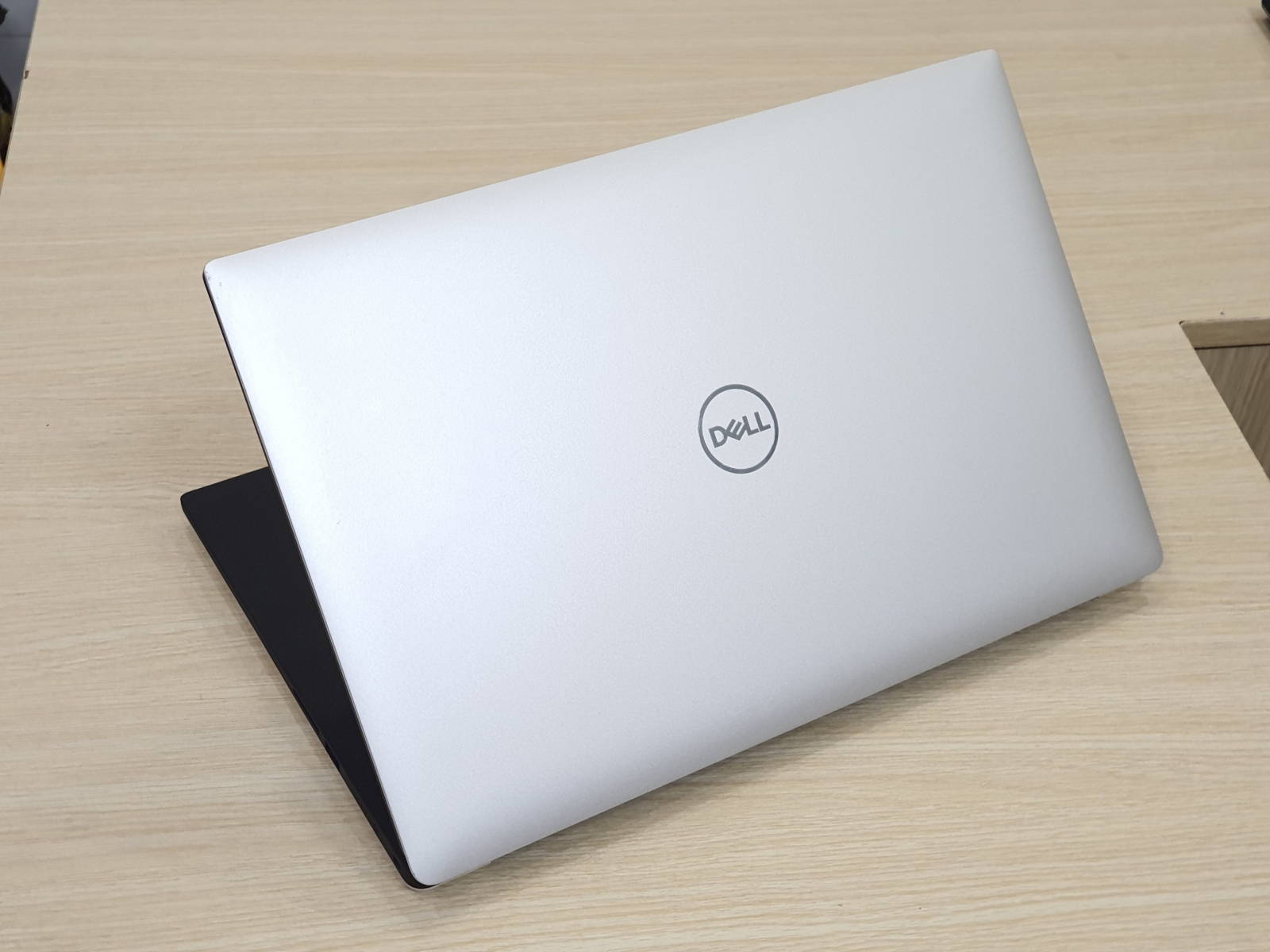 dell precision 5540 i9 giá rẻ